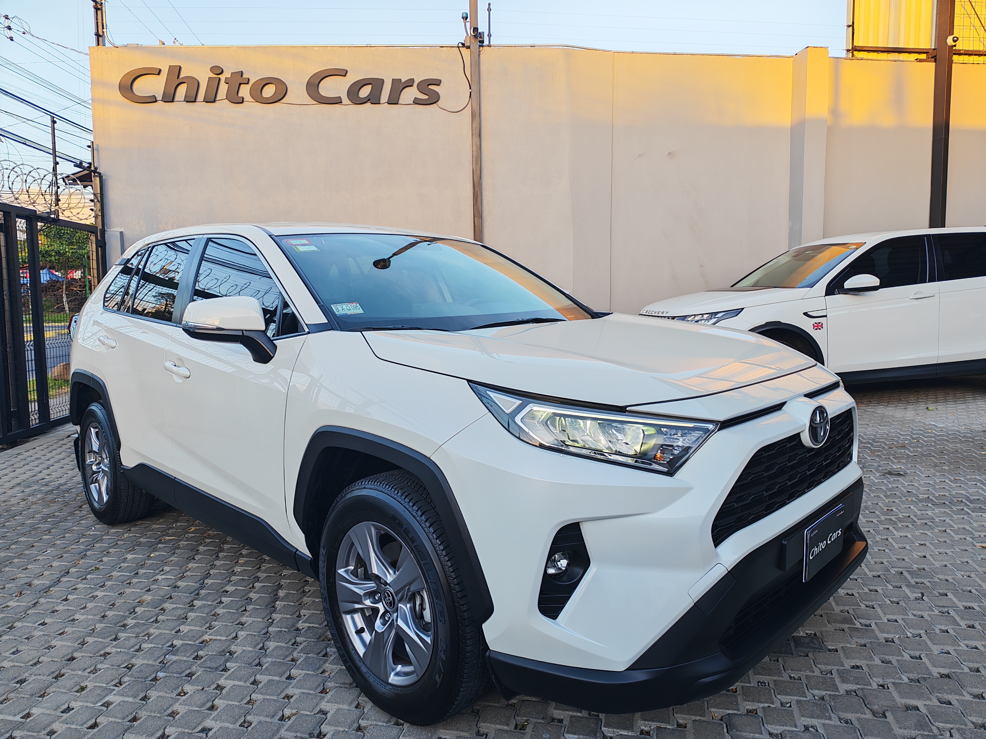 Toyota Rav4 LE 2022 Automático 4x2 